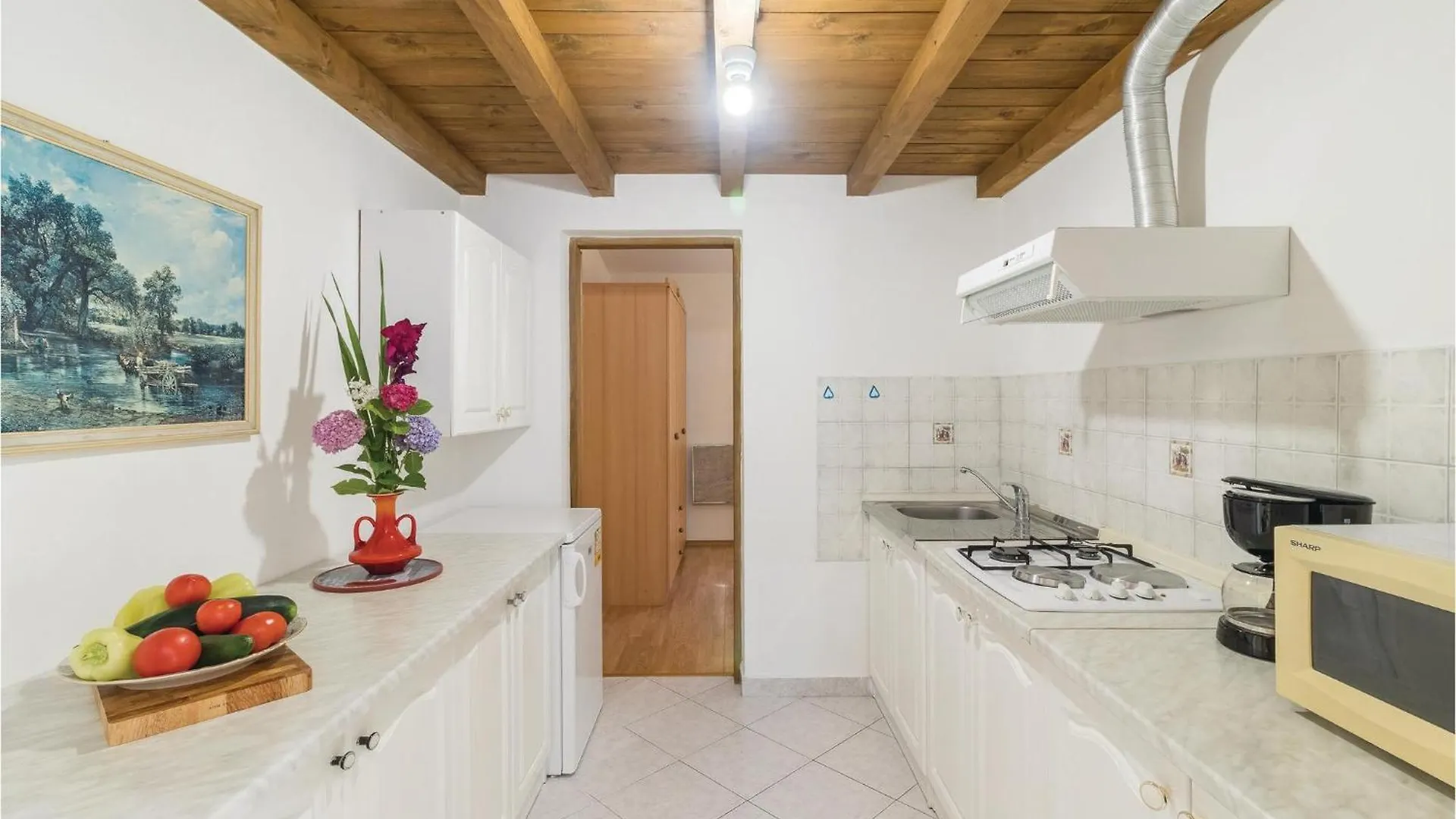 2 Bedroom Amazing Home In Pula 0*,